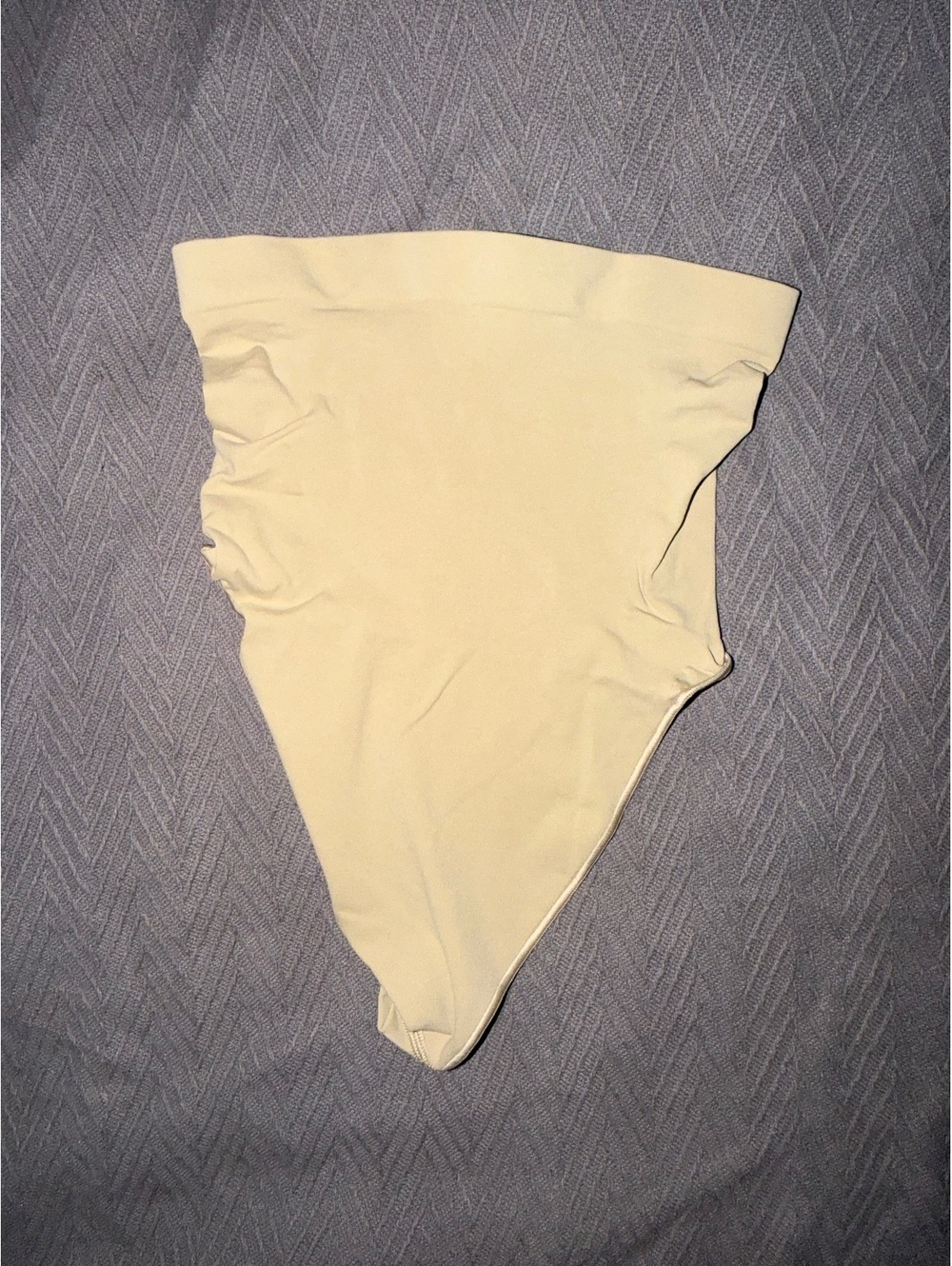SKIMS seamless Sculpt Thong